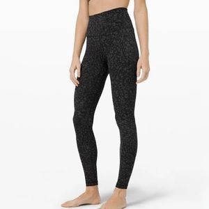 Lululemon Wunder Under leggings black leopard camo